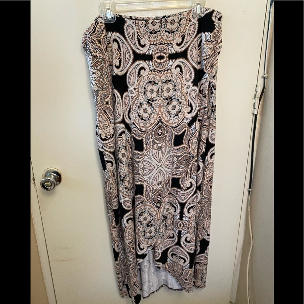 Neutral Maxi
